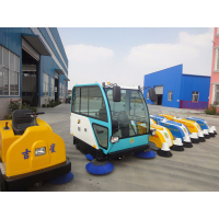 厂家直销南通环保机械设备扫地机 智能驾驶扫地车 LW-JX1350